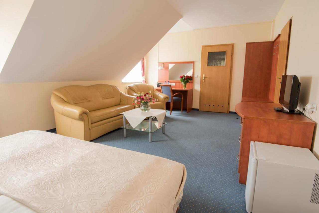 Hotel Daria Tychy Kültér fotó