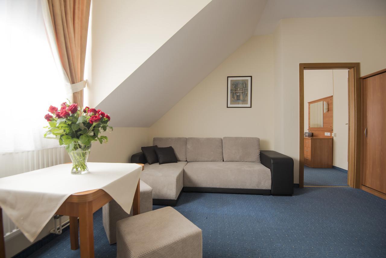Hotel Daria Tychy Kültér fotó